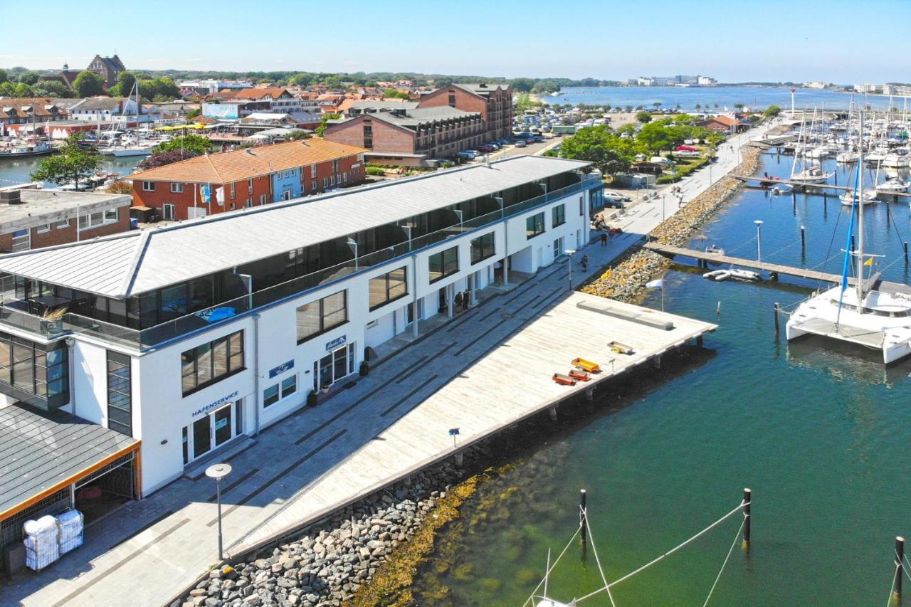 Captain'S Home Heiligenhafen Eksteriør billede